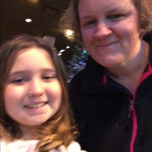 Meet your Posher, Lisa